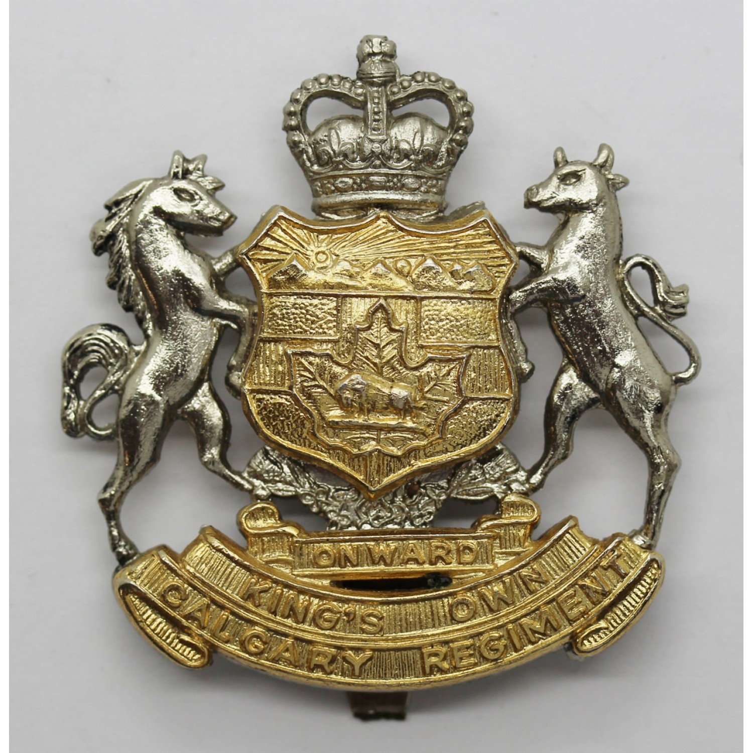 Canadian King S Own Calgary Regiment Cap Badge Queen S Crown